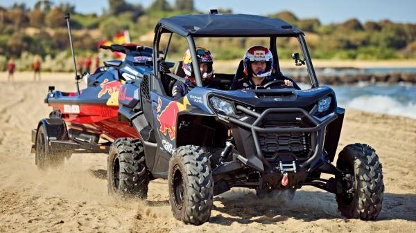 Formula One drivers race as Australian surf lifesavers