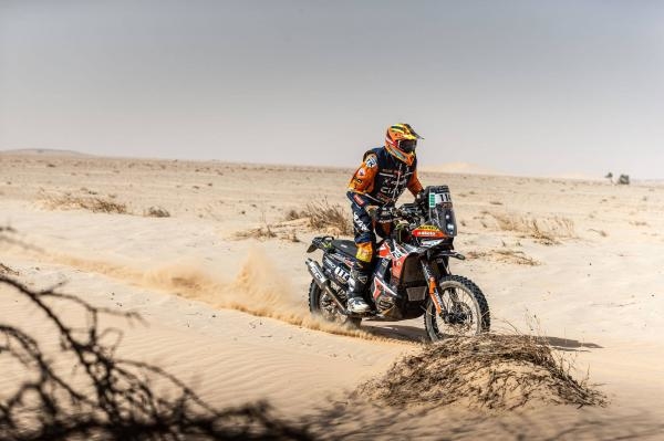 Motorismus: Africa Eco Race za oponou