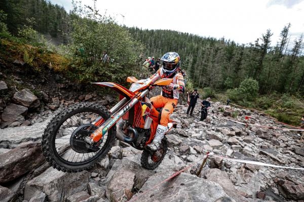 Daily recap 3 - Billy Bolt wins off-road day two at Xross Hard Enduro Rally