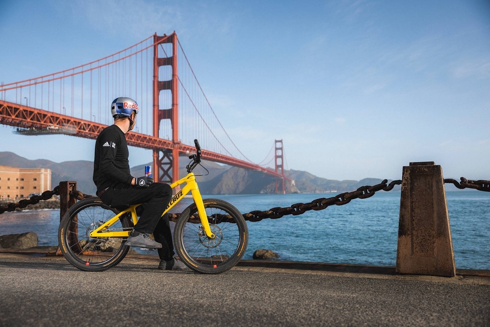 Dokument Danny MacAskill: Pohlednice ze San Franciska