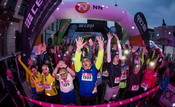 NN NIGHT RUN A AVON BĚH: Hradec Králové