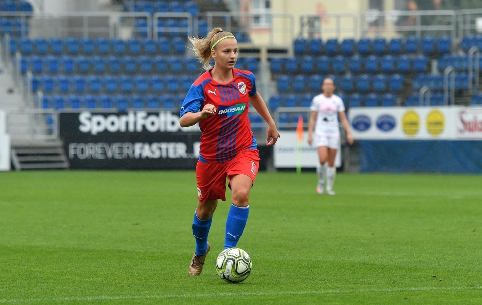 Gabriela Šlajsová - medailonek fotbalové reprezentantky