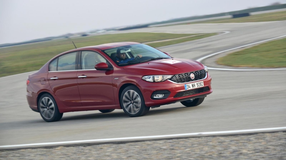 SAT: Osam generacija Golfa GTI - test na stazi
