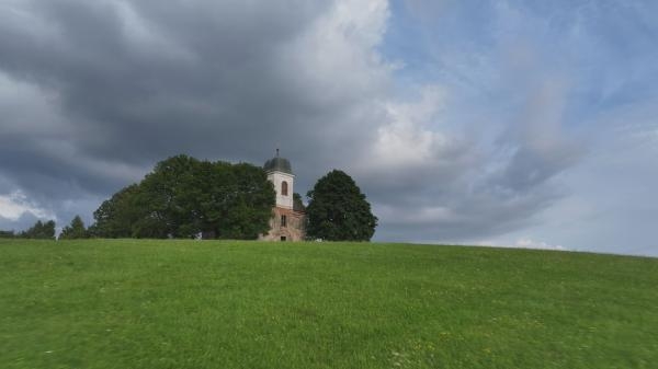 Deštné, kostel sv. Matouše