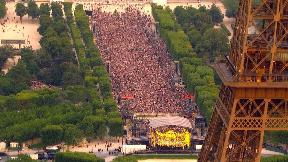 Un soir d'été sous la tour Eiffel avec la Maîtrise de Radio France