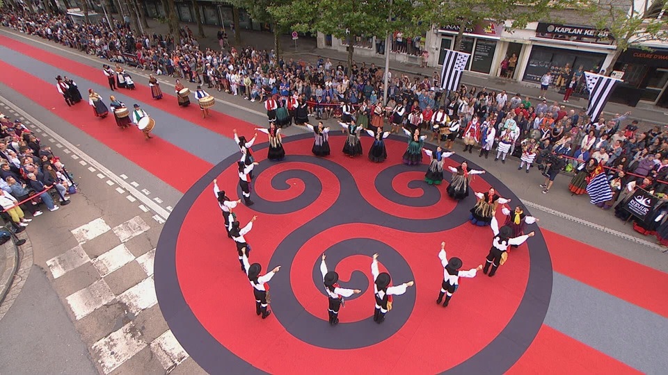 Festival interceltique de Lorient: le grand spectacle
