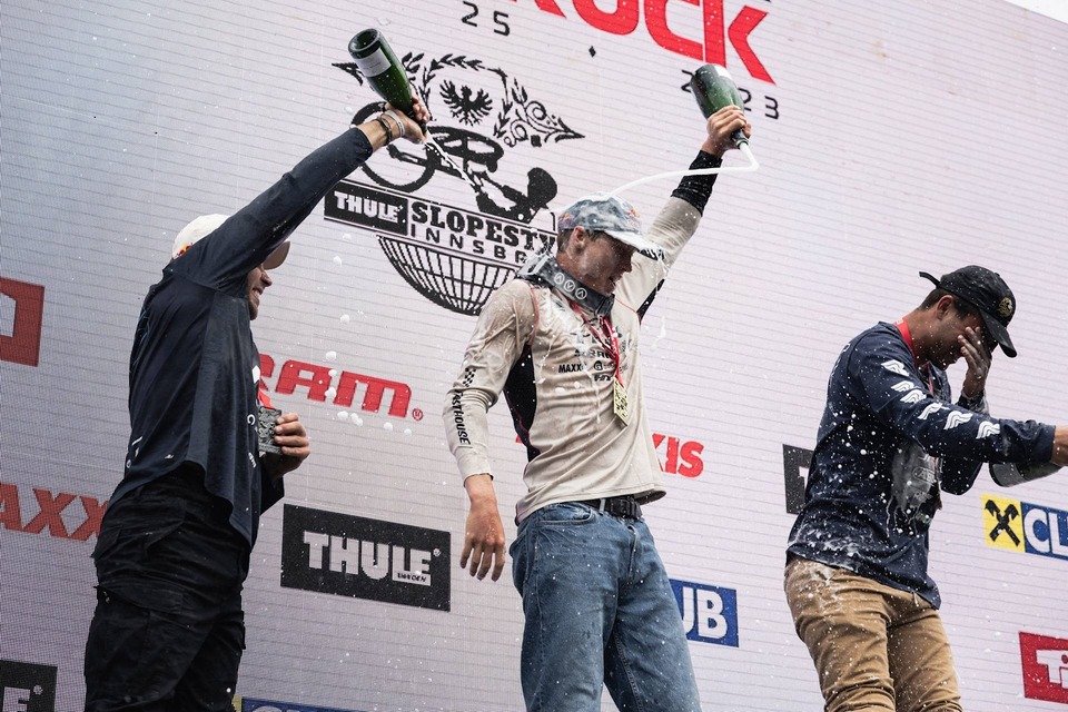 Dokument Top 3 Slopestyle runs - Innsbruck