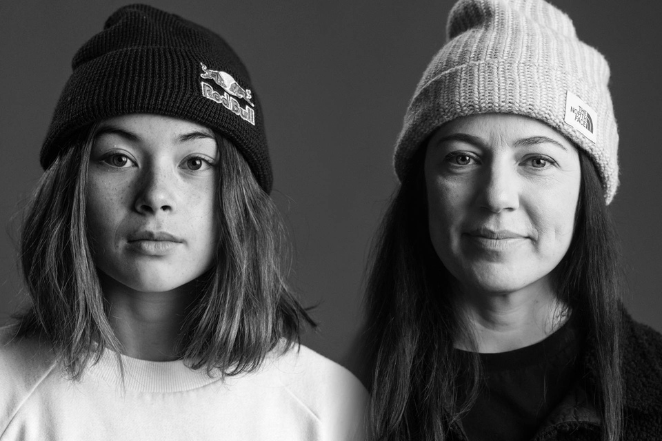 Dokument Leanne Pelosi vs Hailey Langland
