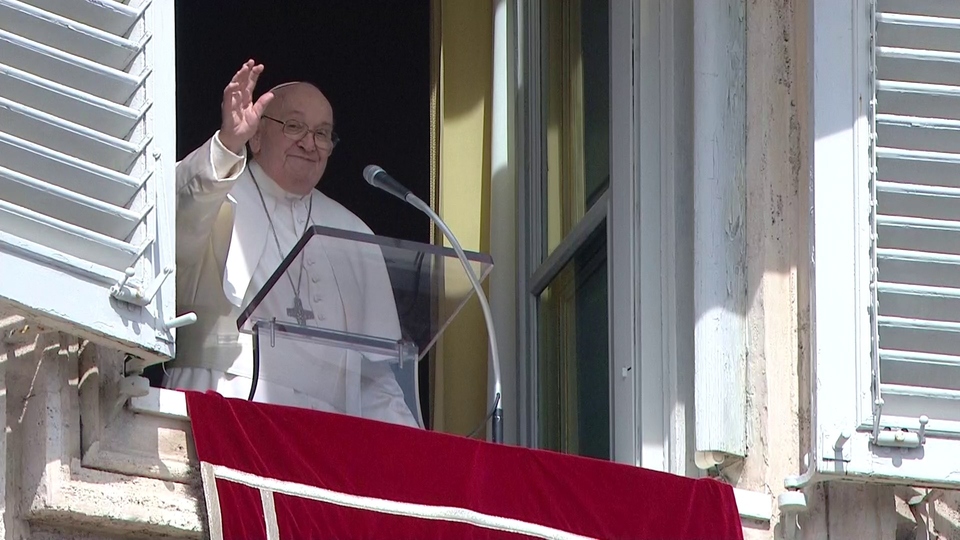 Фільм Anioł Pański z Ojcem Świętym Franciszkiem