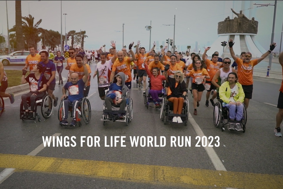 Dokument Wings for Life World Run 2023 ŽIVĚ