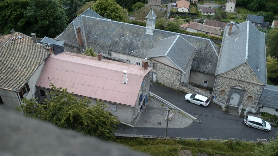 Dokument La recluse de Saint-Flour: contre-enquete