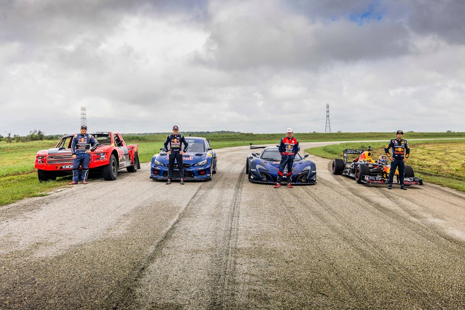 Dokument Four-way battle: F1, drift, rallycross and truck vehicles face off